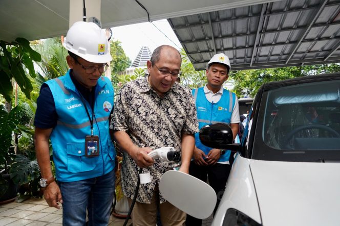 
 300 ‘Home Charging’ Menyala Serentak di Jakarta, PLN Mudahkan Pengguna Mobil Listrik
