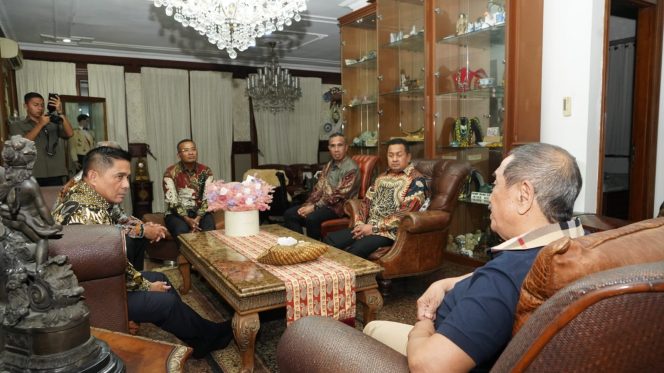 
 Kapolda Metro Jaya Sambangi Kediaman Jenderal Pol (Purn) Drs. S. Bimantoro