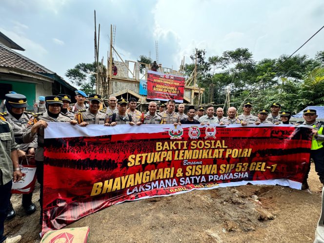 
 Setukpa Lemdiklat Polri Komitmen Bantu Pendidikan Di Desa Cibeurih