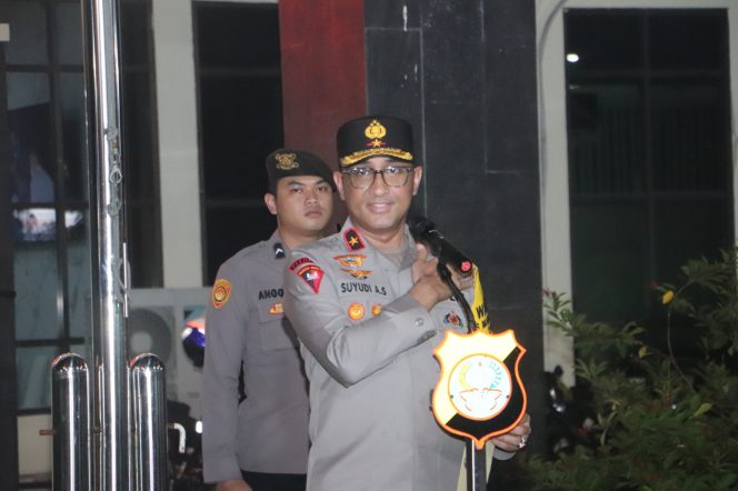 
 Menjelang Pilkada 2024 Wakapolda Metro Jaya Pimpin Apel Patroli Skala Besar