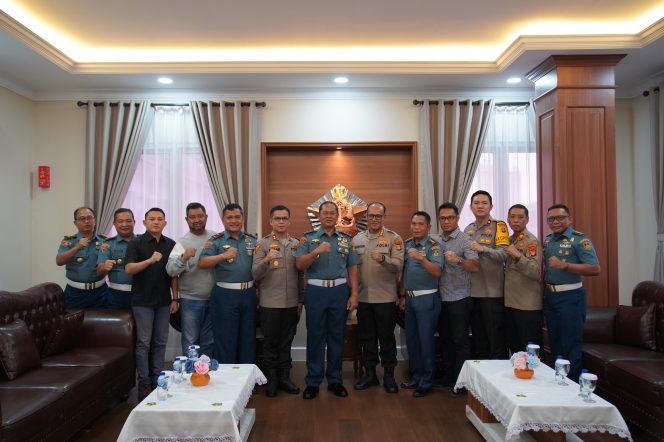 
 Kapolres Metro Jakut Sambangi Markas Puspomal