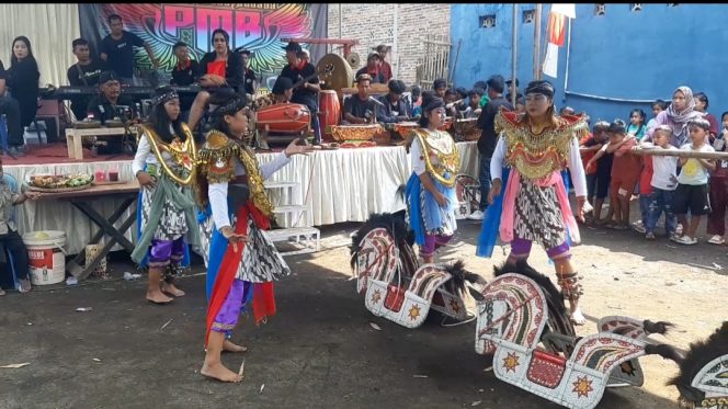 
 Gelar Pentas Seni Budaya Paguyuban Prisma Muda Budaya Ramaikan Dusun Tempursari Magelang