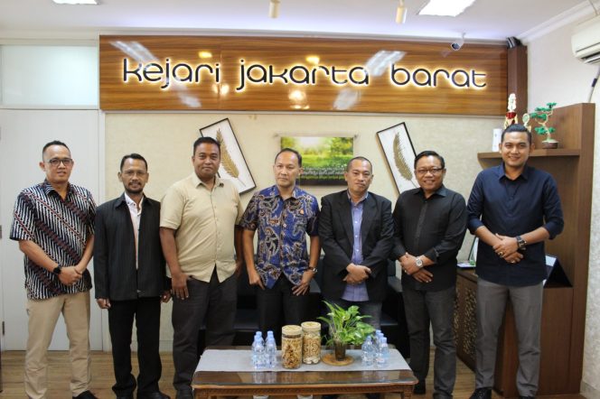 
 Kejaksaan Negeri Jakarta Barat Sambut Baik Kerja Sama dengan PWI dalam Meningkatkan Edukasi Hukum