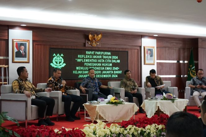 
 Kejaksaan Negeri Jakarta Barat Gelar Refleksi Akhir Tahun 2024 dengan Tema Penegakan Hukum untuk Indonesia Emas 2045