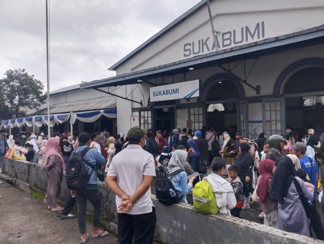 
 Libur Natal dan Tahun Baru 2025, KAI Daop 1 Jakarta Catat Sebanyak 50 Ribu Lebih Tiket KA Lokal Pangrango dan Siliwangi Sudah Terjual