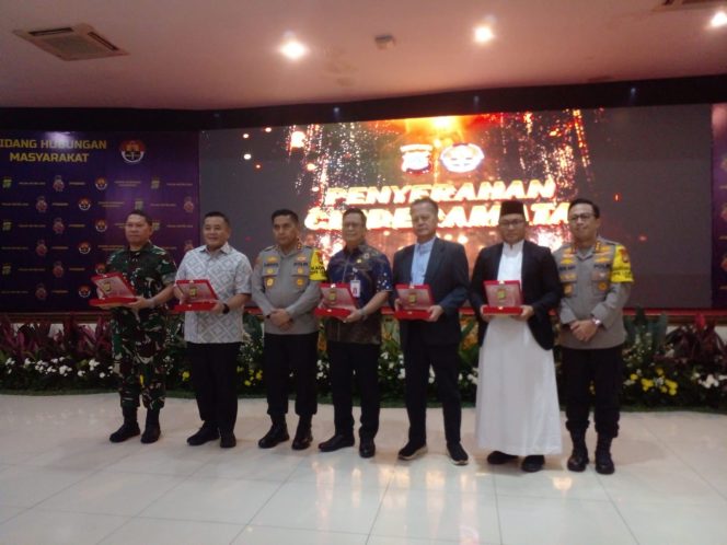 
 Kapolda Metro Jaya, Irjen Pol Karyoto, S.I.K: Tetap Kritisi Saya Ya!