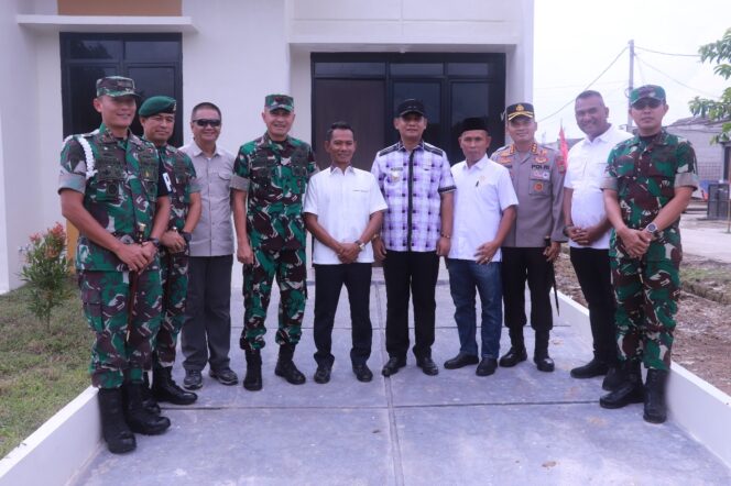 
 Dukung Program Pemerintah RI, Danrem 051/Wkt Hadiri Vicon Groundbreaking Perumahan TNI AD di Perum Sirnajaya Kartika I