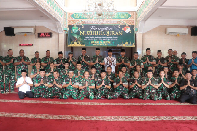 
 Ramadhan Penuh Berkah, KOREM 051/WIJAYAKARTA Peringati Nuzulul Qur’an 1446 H Dan Berbagi Bingkisan Lebaran