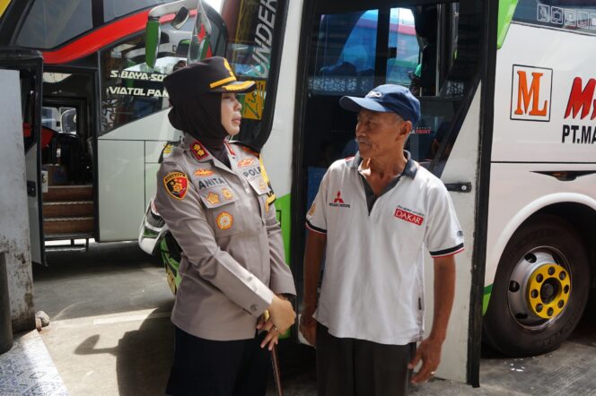 
 Kapolres Magelang Kota Cek Kesiapan Awak Bus Mudik Gratis untuk Warga Magelang