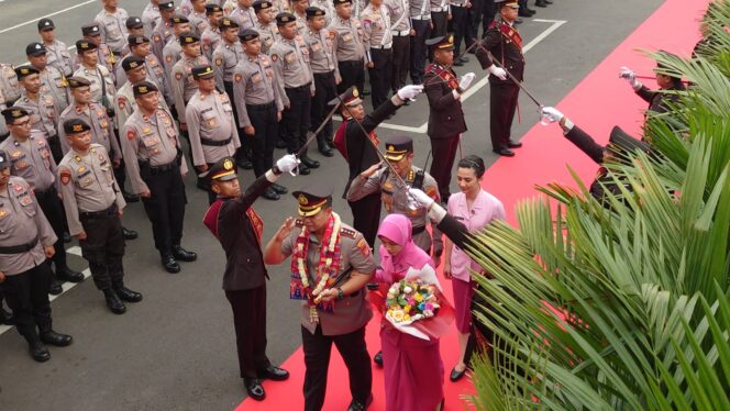 
 Kombes Pol Kusumo Wahyu Bintoro Resmi Jabat Kapolres Metro Bekasi Kota, Pernah Raih Penghargaan di Sespimti