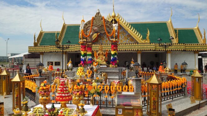 
 Doa Kebangsaan Umat Buddha Bersama Bhikkhu Thudong di Si Mian Fo PIK 2
