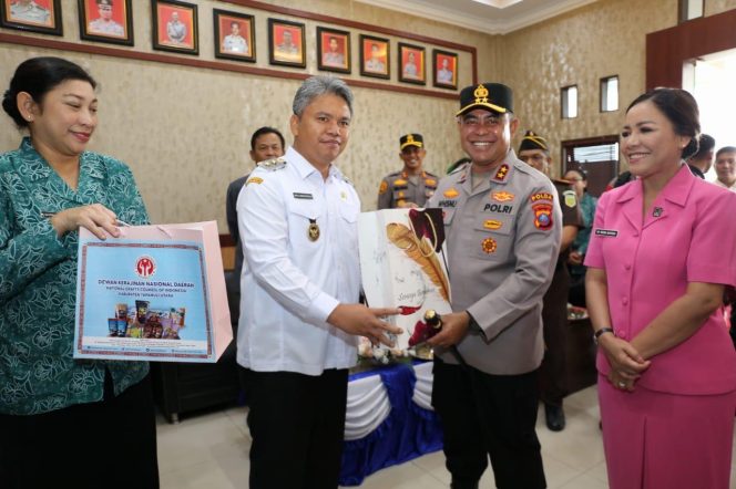 
 Wakil Bupati Tapanuli Utara Sambut Kunjungan Kerja Kapolda Sumut