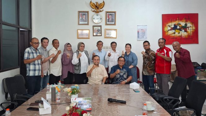
 Pokja PWI Wali Kota Jakarta Barat Gelar Audiensi dengan Kadin Jakarta Barat