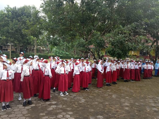 
 SDN Kalisari 2 Gelar MPLS untuk Siswa Kelas 1, Tanamkan Semangat Belajar Sejak Dini