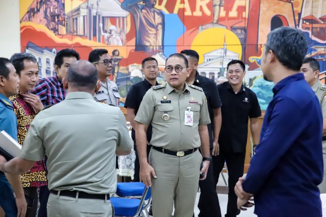 
 Wali Kota Arifin Ancam Pengelola Parkir Liar dengan Sanksi Pidana