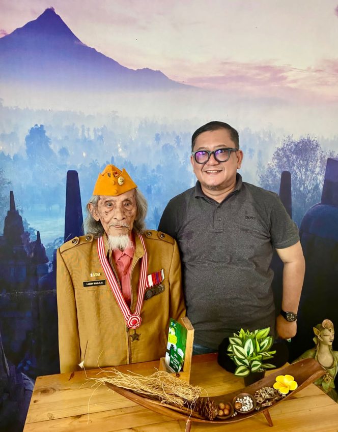 
 Profil Lasdin Wlas, Saksi Hidup Perjalanan Hukum Indonesia