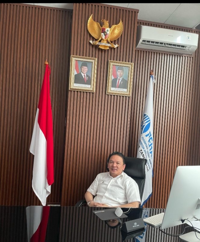 
 Oplus_0