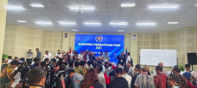 
 Ahmad Munir Terpilih Ketum PWI Periode 2025-2030