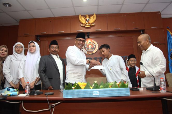 
 PWI Pusat Kembali ke Rumah Lama, Awali Kepengurusan Baru dengan Doa Yatim Piatu