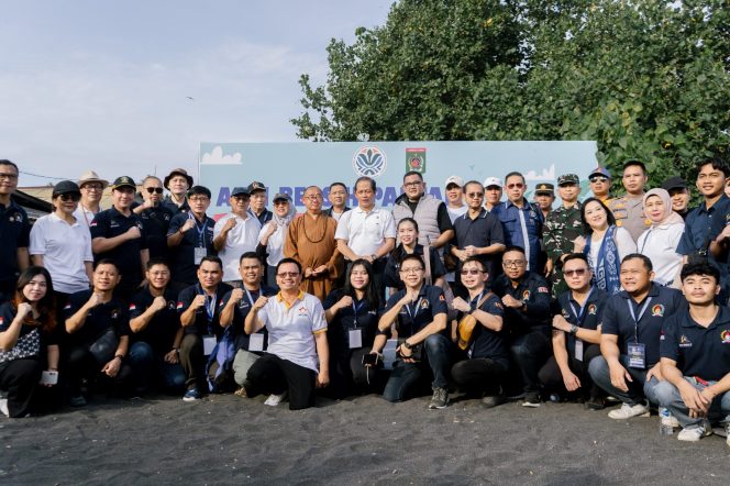 
 GEMABUDHI Lakukan Aksi Beach Clean UP Bersama Menteri Lingkungan Hidup di Lombok Utara