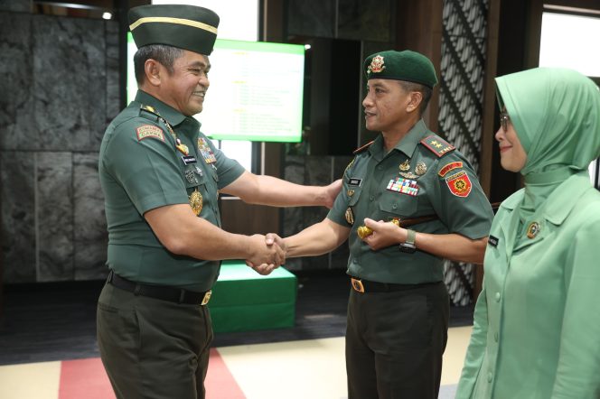 
 80 Pati TNI AD Naik Pangkat, Kasad Tekankan Amanah dan Tantangan Ke Depan