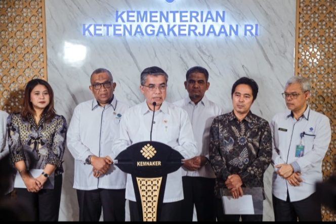 
 Menaker Imbau Perusahaan Terapkan WFH 1 Hari dalam Sepekan