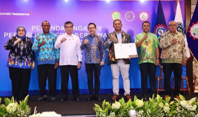 
 Menaker: Perjanjian Kerja Bersama Harus Dikawal, Tantangan Ada pada Implementasi