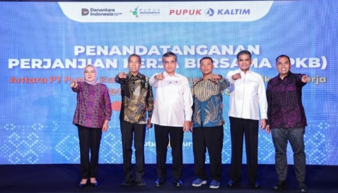 
 Pemanfaatan AI di Indonesia Masih Rendah, Menaker: Pekerja Harus Siap Hadapi Perkembangan Teknologi