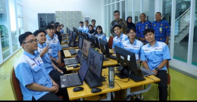 
 Menaker Tekankan Pelatihan Vokasi agar Lulusan Siap Masuk Dunia Kerja