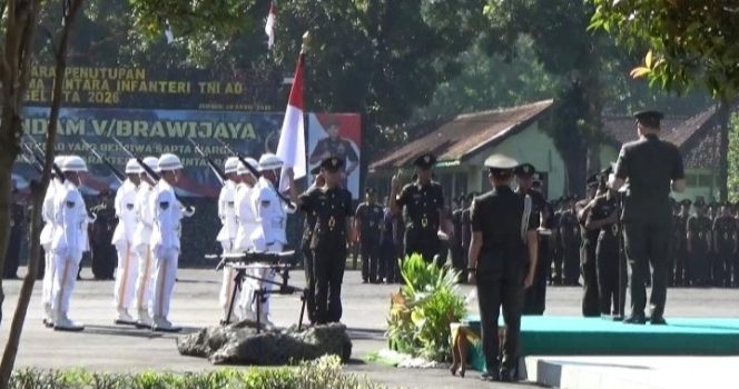
 Pangdam V/BRW Lepas Bintara Infanteri Baru, Siap Hadapi Tugas Masa Depan