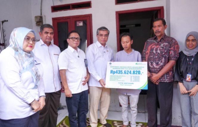 
 Perlindungan Optimal, Menaker Yassierli Tegaskan Jaminan Sosial untuk Semua Pekerja