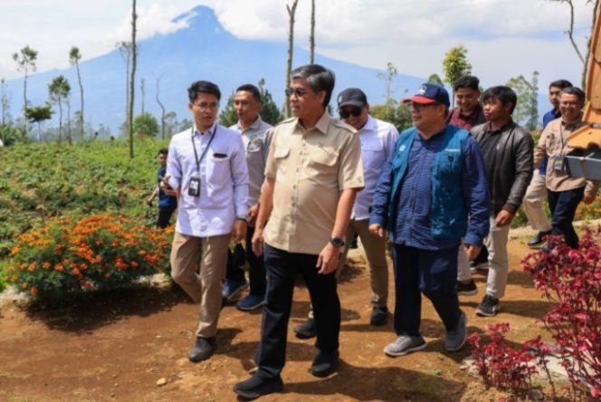 
 Kemnaker Siapkan Pelatihan Agroforestry untuk Perluas Peluang Kerja Warga Garut