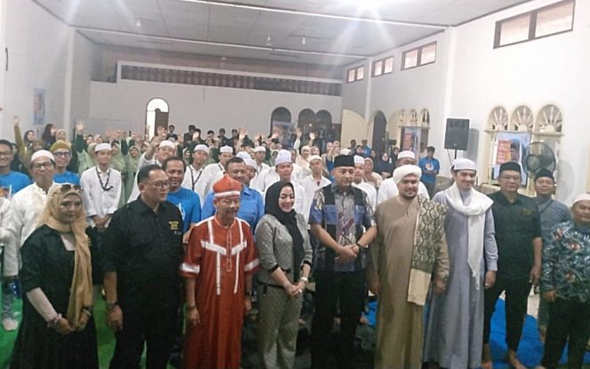 
 Halal Bihalal Heikal Safar Bersama Relawan DKI Berlangsung Meriah dan Penuh Keakraban
