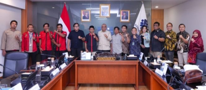 
 Wamenaker: Keterlibatan Serikat Pekerja Penting dalam Penyempurnaan Regulasi Ketenagakerjaan