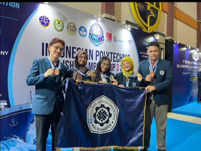 
 Membanggakan! Mahasiswa Polteknaker Raih 10 Penghargaan di Dua Ajang Nasional